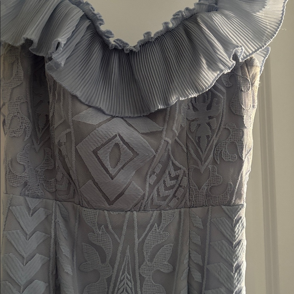 🌼🌼🌼Elegant Blue Ruffled Dress - Picture 2 of 8
